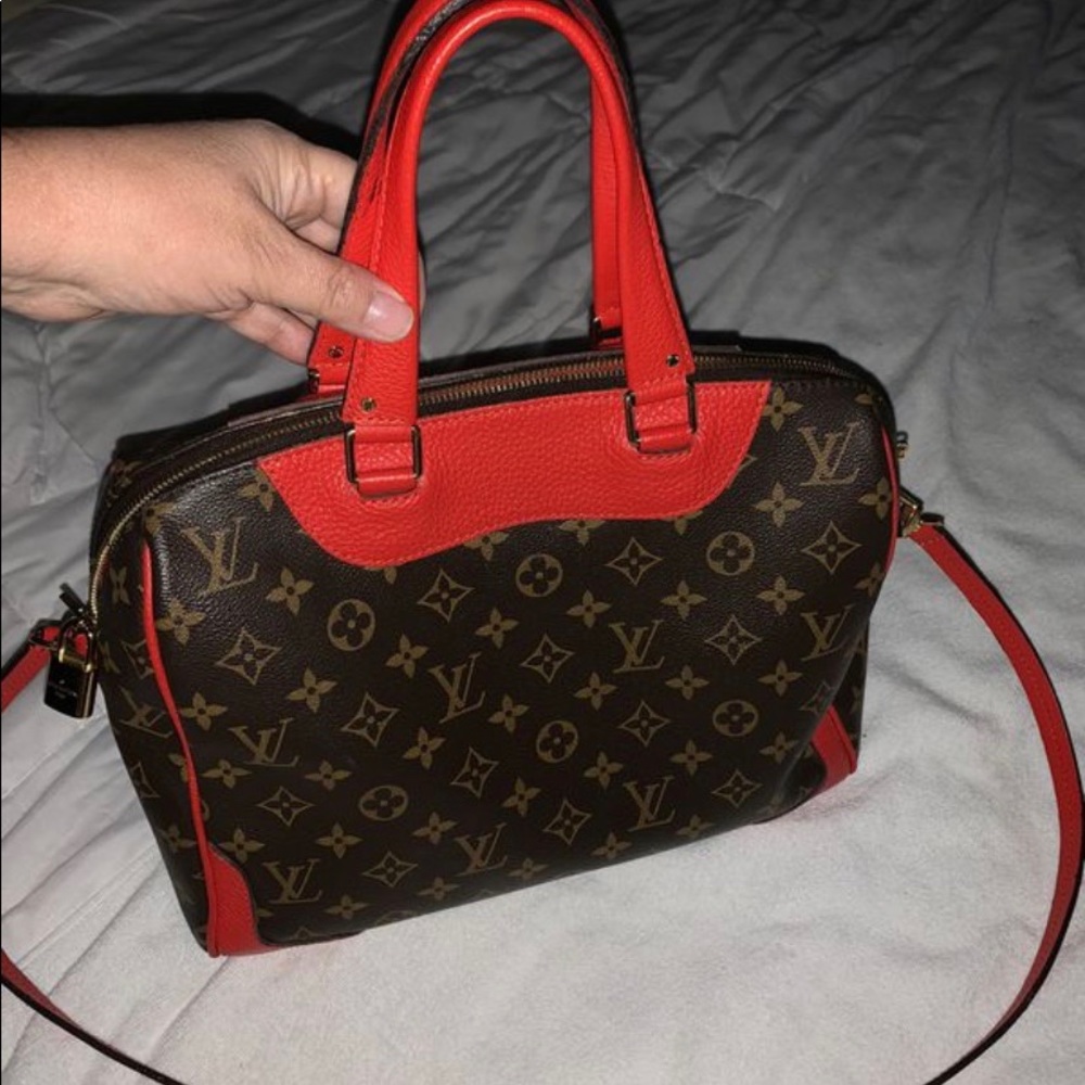 Authentic Louis Vuitton - Picture 11 of 12